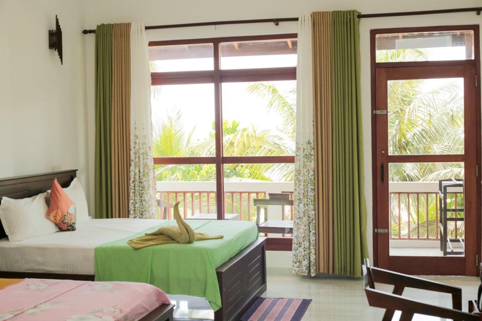 Relax Beach Resort Weligama Exterior foto